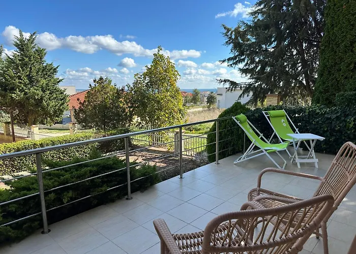 Sunny Seasons Byala Appartamento *